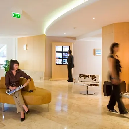 Montfleury カンヌ